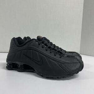 Nike Shox R4 Black 2024 AR3565 004 Size 6 Women Black Sneakers Y2K Rare Summer